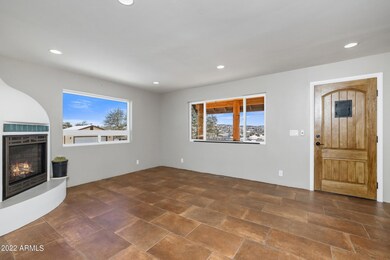 Great Room - 1300 Oneal