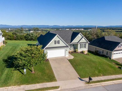 109 Stonewall Jackson Blvd, Staunton, VA 24401 - photo 2