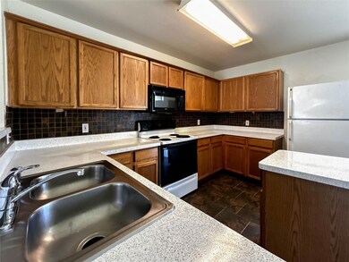 3109 Pinehurst Ct, Denton, TX 76210 - photo 6