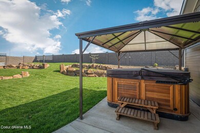 Gazebo & Hot Tub-SMALL