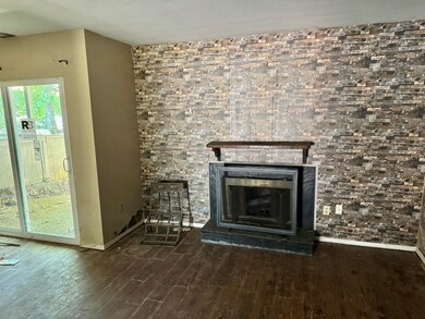 Interior details with wood-type flooring