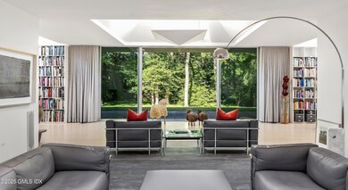 565 Oenoke Ridge, New Canaan, CT 06840 - photo 7