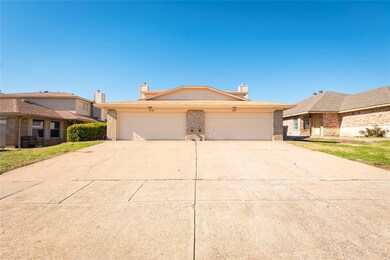 715 Lariat Ln, Fort Worth, TX 76108 - photo 2