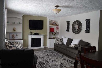 2009 E 29th St, Scottsbluff, NE 69361 - photo 2