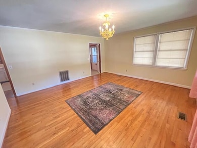 110 Phifer St, Sumter, SC 29150 - photo 4