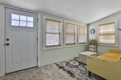 19 Chautauqua Ave, Nashua, NH 03064 - photo 7