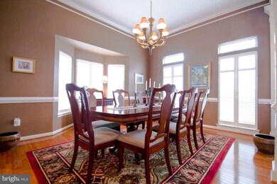 9177 Ciri Inlet Ct, Fort Belvoir, VA 22060 - photo 4