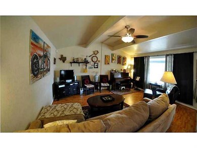 2905 Fillmore Ave, El Paso, TX 79930 - photo 2