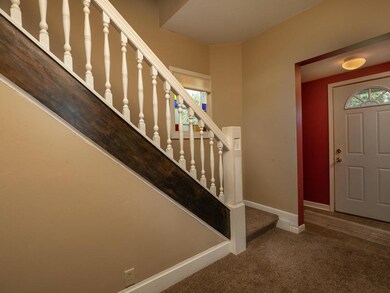 127 E Front St Claremont MN-003-003-Foyer-MLS_Size