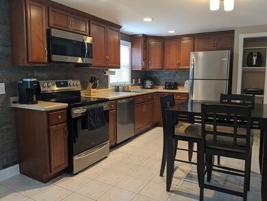 34 River Rd, Taunton, MA 02780 - photo 2