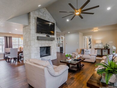 9726 Huntress Ln, San Antonio, TX 78255 - photo 5