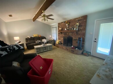 unlisted-address, Weatherford, TX 76086 - photo 5