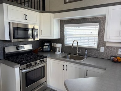 3369 Ronnie Way, Avon Park, FL 33825 - photo 4