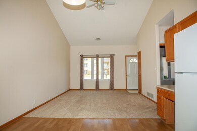 1908 W 18th St unit 3, Cedar Falls, IA 50613 - photo 4