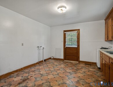 18513 Turkey Egg Rd, Dinwiddie, VA 23841 - photo 6