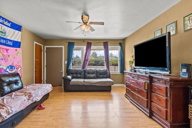 1847AglerRoad_Hommati102