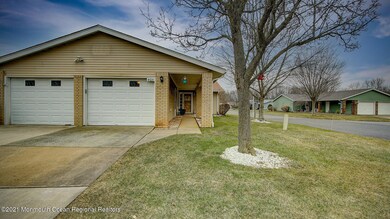 401C Fuchsia Plaza, Monroe Township, NJ 08831 - photo 4