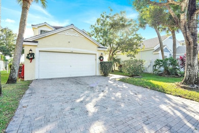 130 Canterbury Place, Royal Palm Beach, FL 33414 - photo 2