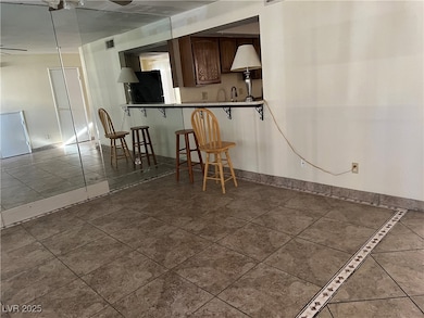 Kitchen Bar, a ceiling fan