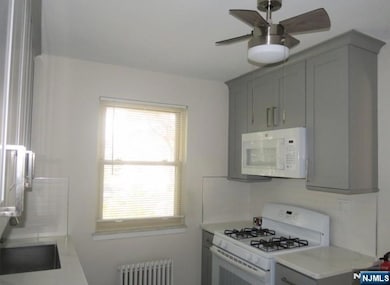 145 E Clinton Ave unit 6B, Bergenfield, NJ 07621 - photo 5