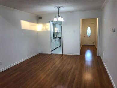 Dining / living