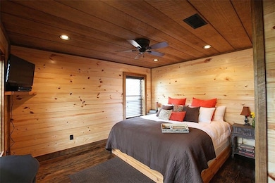 581 High Peak Trail, Broken Bow, OK 74728 - photo 6