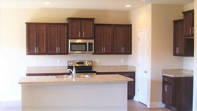 318 Merlin Ct, Crestview, FL 32539 - photo 3