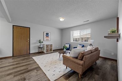 930B Boston Way unit 2, Coralville, IA 52241 - photo 2