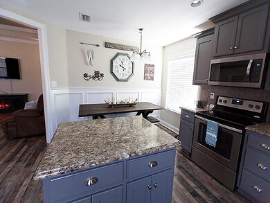 211 Bailey Cir, Thomasville, GA 31757 - photo 5