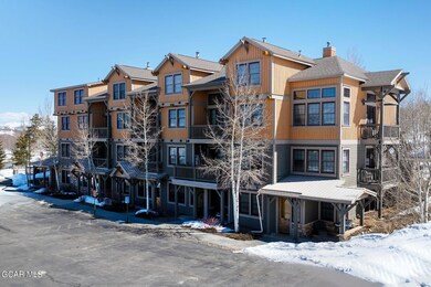 Kicking Horse Lodges
