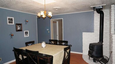 4Dining Room