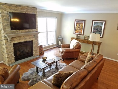 11950 Thurloe Dr, Lutherville Timonium, MD 21093 - photo 6