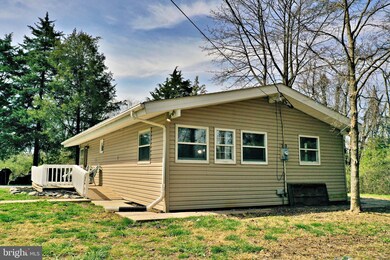 149 Hilltop Loop Rd, Harpers Ferry, WV 25425 - photo 5