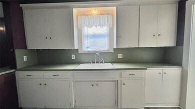 1408 6th St, Bay City, TX 77414 - photo 6