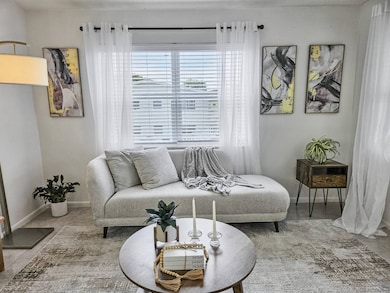 273 Windsor L, West Palm Beach, FL 33417 - photo 6