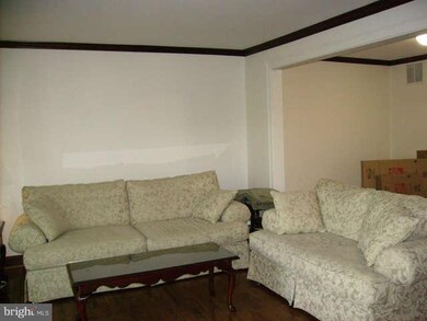 2502 Ebony Rd, Parkville, MD 21234 - photo 2