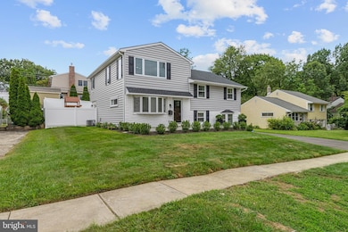 329 Williams Rd, Bryn Mawr, PA 19010 - photo 2