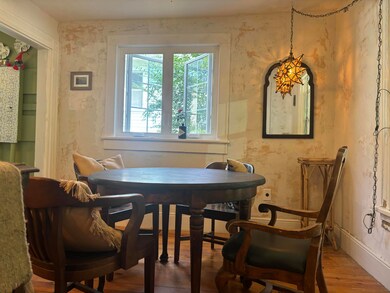 949 Anderson St, Staunton, VA 24401 - photo 7