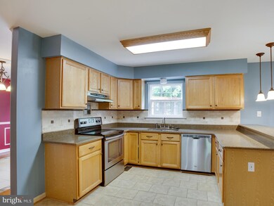 1461 Abbey Ln, Huntingtown, MD 20639 - photo 4