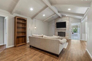 1201 Ridgewood Cir, Southlake, TX 76092 - photo 5