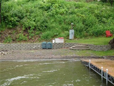 Waterfront/Dock/Pier