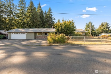 2116 Pine Tree Dr SE, Port Orchard, WA 98366 - photo 4