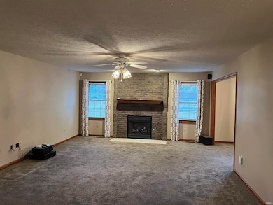 6655 Oak View Ct, Newburgh, IN 47630 - photo 2