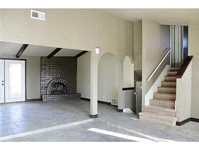 1620 Vista de Oro Dr, El Paso, TX 79935 - photo 3