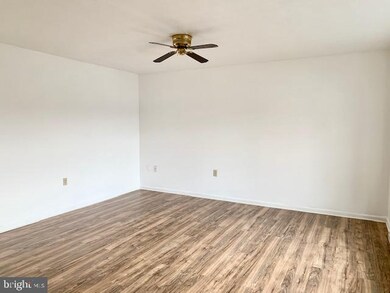 216 Nottoway Dr, Stephens City, VA 22655 - photo 2