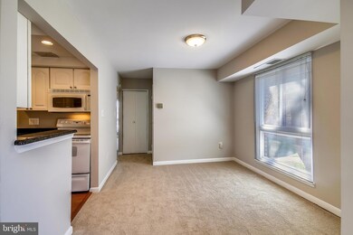 17815 Buehler Rd unit 90, Olney, MD 20832 - photo 6