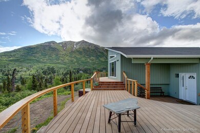 Main Entrance & Deck