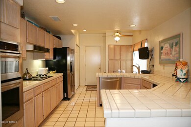 KITCHEN-2