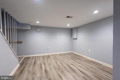 5532 B St SE, Washington, DC 20019 - photo 6