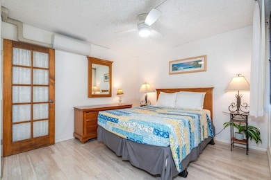 Bedroom with Split AC